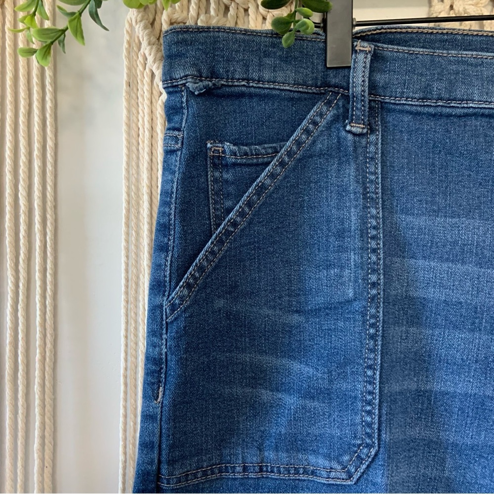 TIME AND TRU Women’s High Rise Wide Leg Crop Utility Jeans Dark Wash Size 18 - Picture 5 of 12